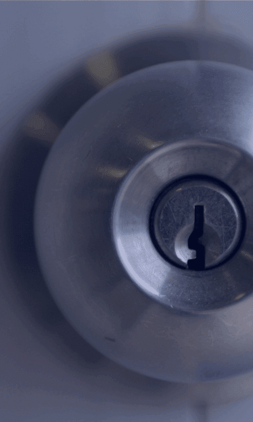 how to remove a door knob